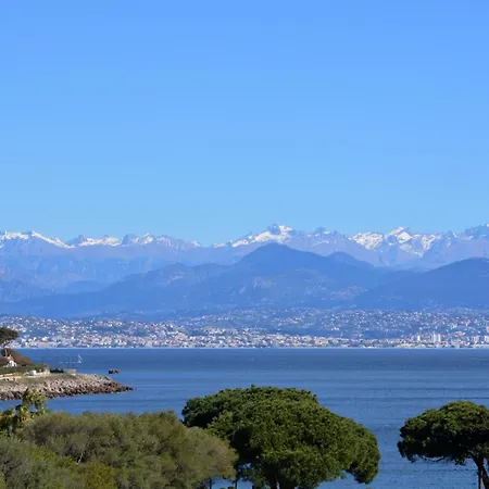 D'hotes En Rez De Avec Piscine بيت ضيافة