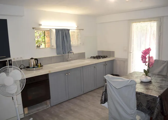 D'hotes En Rez De Avec Piscine Gasthof 3*